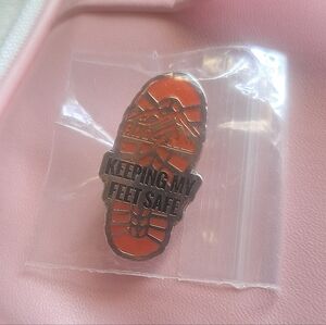 "Keeping my feet safe" Amazon peccy Pin *New*
